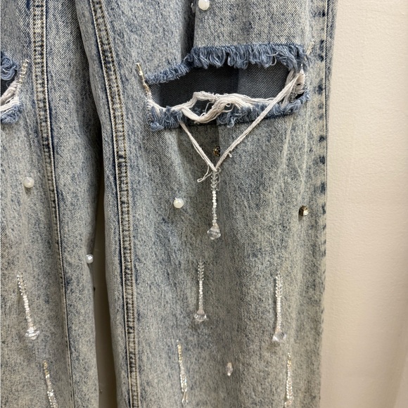 NWT ITMFL Embellished Distressed Flare Jeans - Picture 7 of 12